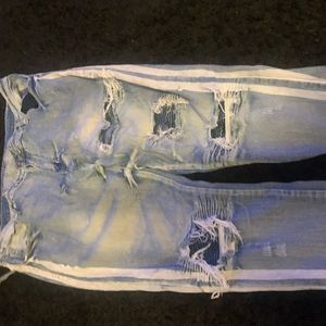 Only worn 3 times,fits good,quality is amazing,looks amazing